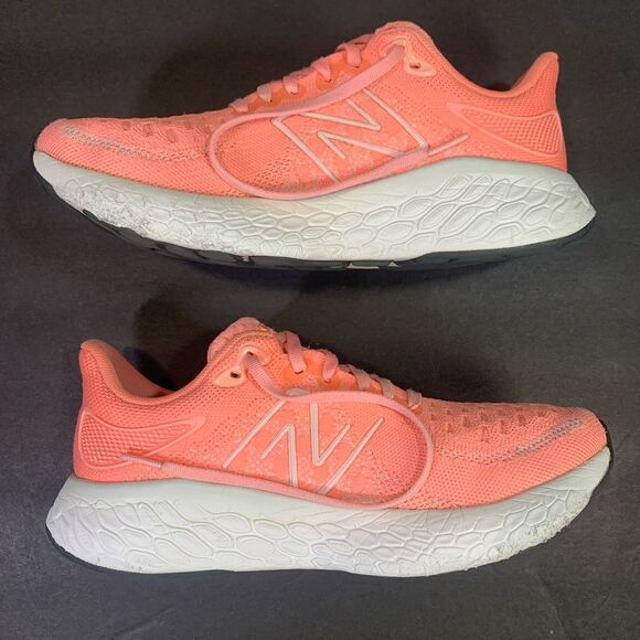 New Balance Womens 1080 Fresh Foam Pink White Sneakers Shoe Size 7.5 - Picture 4 of 10